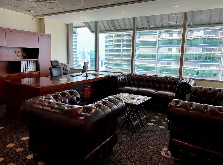 luxury-office-space-serviced-provider-private-office